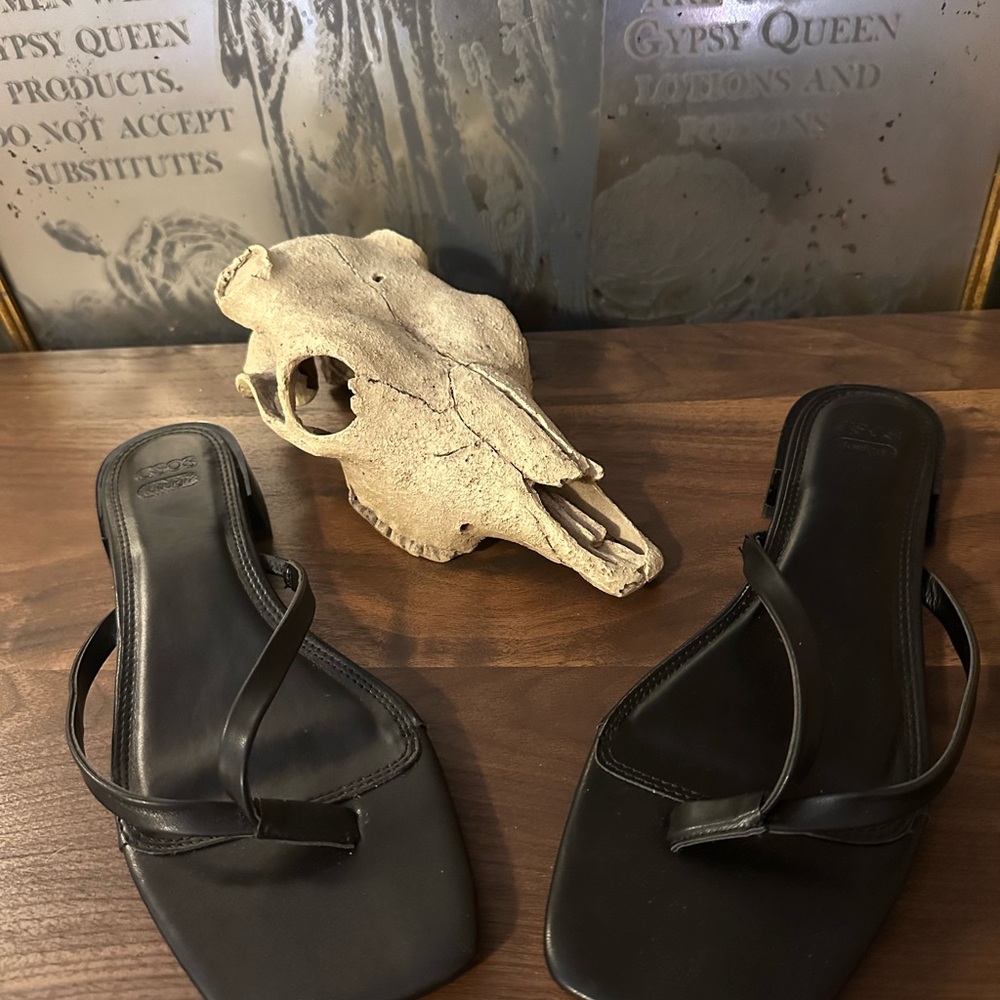 Women's Black Leather Sandals